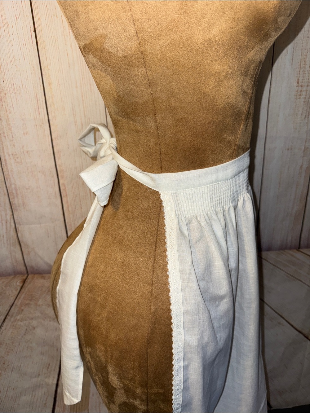 Vintage Authentic Helene Straßer Drindl Apron, White, Size 40 = US Large German - Picture 3 of 10